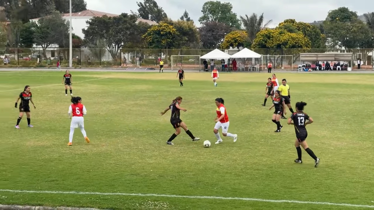 Revive algunos partidos de la Delegación Bogotá en la fase zonal de los Juegos del Magisterio 2025